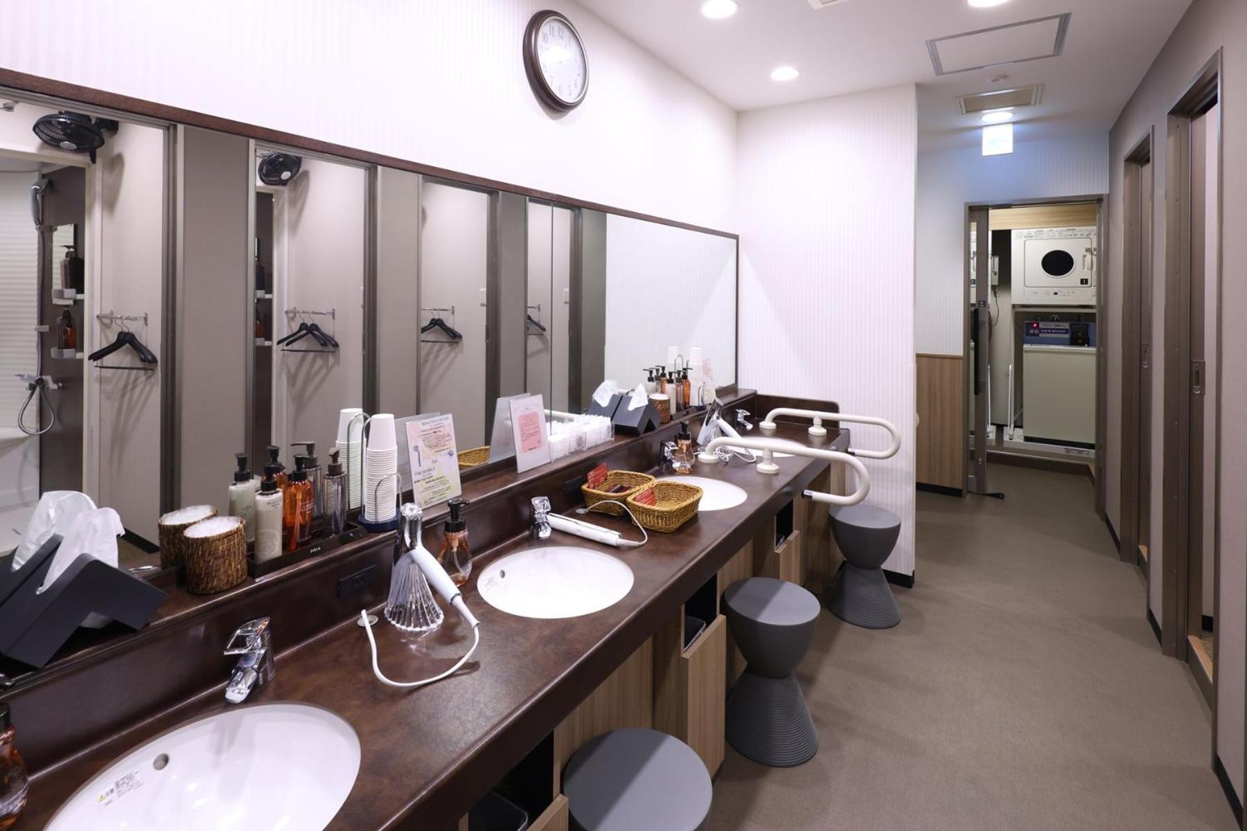 Global Cabin Yokohama Chukagai Экстерьер фото