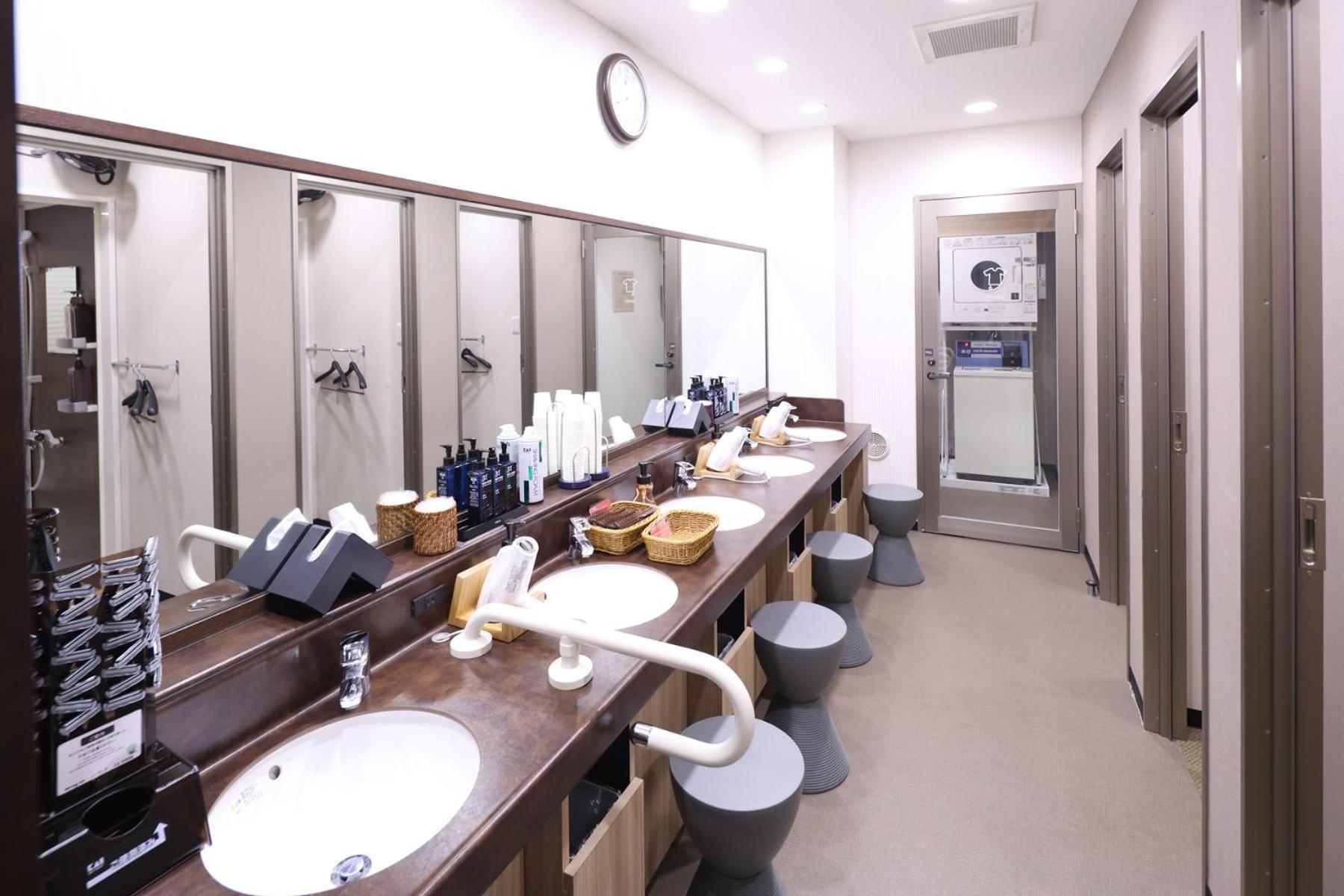 Global Cabin Yokohama Chukagai Экстерьер фото